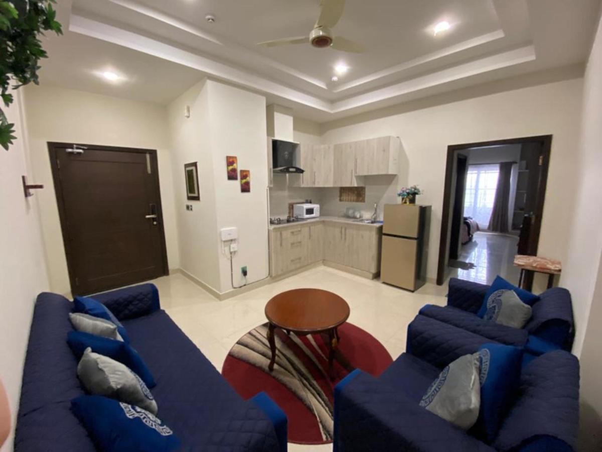 The River View Apartment Rawalpindi Bagian luar foto